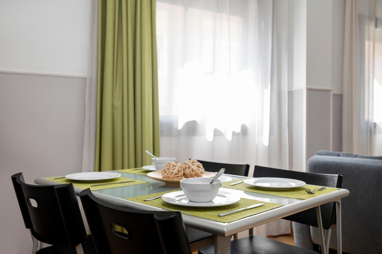 Apartments Sata Park Guell Area Barcelona Eksteriør bilde